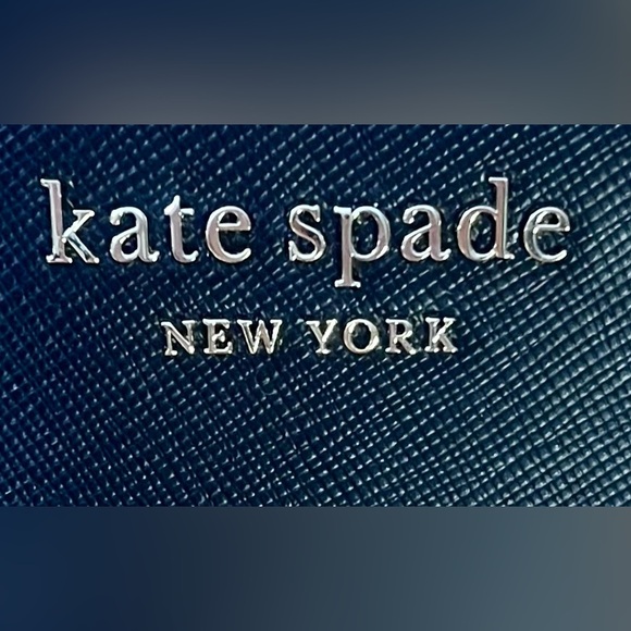 Kate Spade ♠️ Wristlet, NWT - Picture 3 of 10